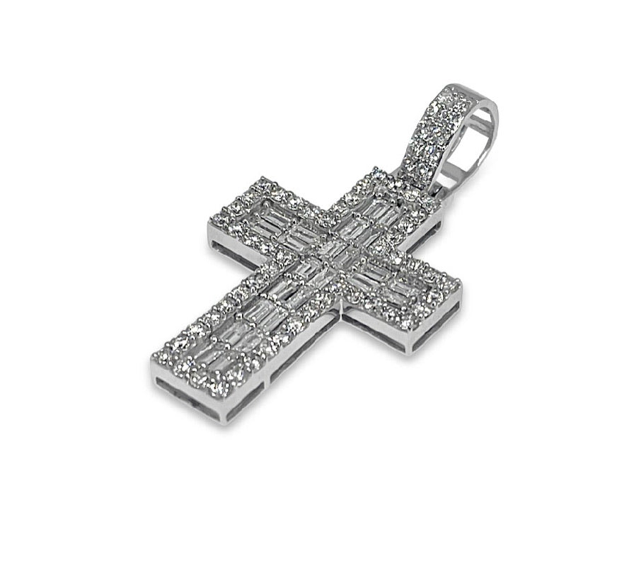 VS1 Emerald Diamonds Cross Pendant 3 CTW